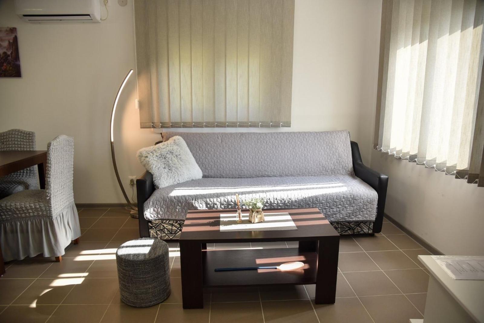 Boja Zalaska - Kameni Apartman Jagodina Exterior foto